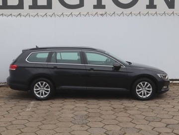 Volkswagen Passat B8 Variant 2.0 TDI BlueMotion SCR 150KM 2016 VW Passat 2.0 TDI, Automat, Navi, Klima, zdjęcie 5