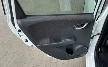Honda Jazz III 1.4 i-VTEC 100KM 2014 Honda Jazz III LIFT 2014R, NISKI PRZEBIEG, Klima, zarejstrowana w PL, VAT-, zdjęcie 22