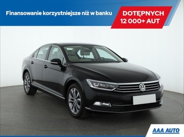 Volkswagen Passat B8 Limousine 1.8 TSI BlueMotion Technology 180KM 2016 VW Passat 1.8 TSI, Salon Polska, Serwis ASO