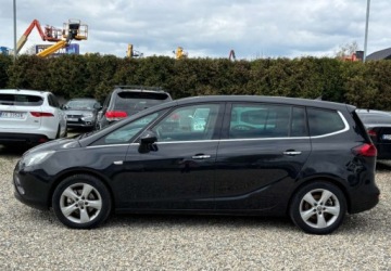 Opel Zafira C Tourer 2.0 CDTI ECOTEC 130KM 2011 Opel Zafira 7 osobowy 2.0 Diesel 131KM, zdjęcie 2