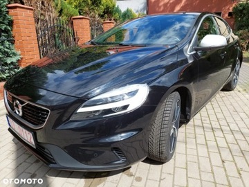 Volvo V40 II Hatchback Facelifting 1.5 T3 152KM 2019 Volvo V40 II 1.5 T3 R-Design automat, bogate wyposażenie, gwarancja, zdjęcie 1