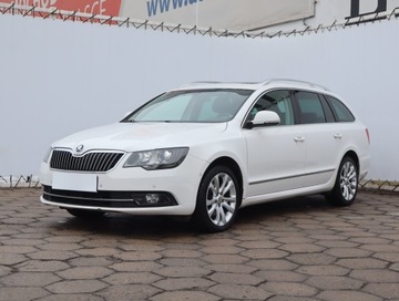 Skoda Superb II Outdoor 2.0 TDI CR DPF 170KM 2014 Skoda Superb 2.0 TDI, Salon Polska, Serwis ASO, zdjęcie 1