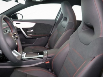 Mercedes Klasa A W177/V177 Hatchback Facelifting 2.0 220 190KM 2025 Od ręki - 220 4MATIC (190KM) AMG Line | MULTIBEAM LED + Night, zdjęcie 7