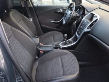 Opel Astra J GTC 1.4 Turbo ECOTEC 120KM 2014 Opel Astra 1.4 T, Serwis ASO, Skóra, Klima, zdjęcie 8