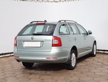 Skoda Octavia II Kombi 1.6 TDI CR DPF 105KM 2009 Skoda Octavia 1.6 TDI, Salon Polska, Klima, zdjęcie 4