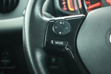 Toyota Aygo II Hatchback 5d 1.0 VVT-i 69KM 2017 Toyota Aygo 1.0 VVT-i, Salon Polska, Serwis ASO, zdjęcie 15