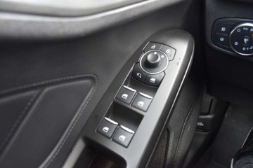 Ford Focus IV Kombi Facelifting 1.0 EcoBoost 125KM 2023 Ford Focus SalonPL 1.0 125KM Combi Titanium Climatronic Tempomat LED VAT23, zdjęcie 23