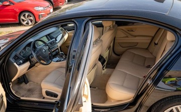 BMW Seria 5 F10-F11 Limuzyna Facelifting 535i 306KM 2014 BMW Seria 5 BMW SERIA 5 VI (F07F10F11) 535 xDrive 306KM 3.0 Benzyna 306KM, zdjęcie 11