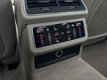 Audi A6 C8 Limousine 2.0 40 TDI 204KM 2021 Audi A6 Limousine HD Matrix LED Wentylow fotele Szyberdach Virtual Cockpit, zdjęcie 21