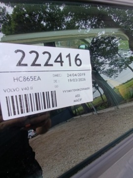 Volvo V40 II Hatchback Facelifting 2.0 D2 120KM 2019 Volvo V40 2.0d automat 50.tys km, zdjęcie 13