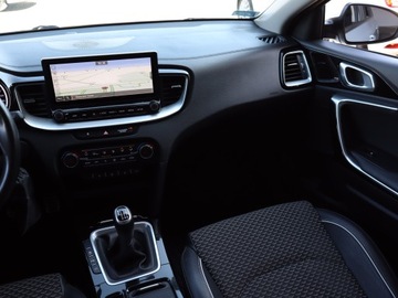 Kia Ceed III Kombi Facelifting 1.5 T-GDI 160KM 2022 Kia Ceed 1.5 T-GDI, Salon Polska, Serwis ASO, zdjęcie 7