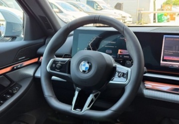 BMW Seria 5 G90-91 Touring 2.0 520d 197KM 2025 BMW Seria 5 I wlasciciel M Sport Hak Gwarancja Bezwypadkowy FVAT23, zdjęcie 17