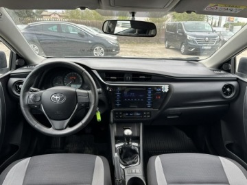 Toyota Auris II Hatchback 5d Facelifting 1.33 Dual VVT-i 99KM 2016 Toyota Auris Benzyna/Salon Polska/I WŁ/Faktura, zdjęcie 13