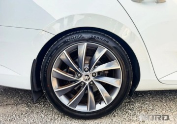 Skoda Superb III Kombi 2.0 TDI 190KM 2016 Skoda Superb Bezwypadkowy, FV23, 4x4, LK, KredytowanieLeasing, gwarancja 1, zdjęcie 9