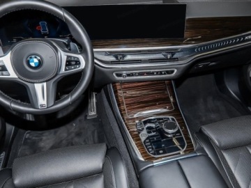 BMW X5 G05 SUV Facelifting 3.0 30d 298KM 2026 xDrive30d M Sport 3.0 (298 KM)| Hak holowniczy, elektryczny, zdjęcie 9
