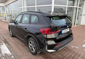 BMW X1 U11 Crossover 1.5 18i 136KM 2023 BMW X1 - VAT 23 1.5 Benzyna 136KM, zdjęcie 5