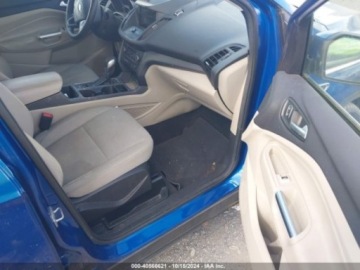 Ford Escape III 2019 Ford Escape 2019 Ford Escape SE FWD 1.5 Benzyna 180KM, zdjęcie 9