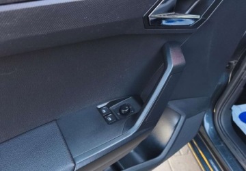 Seat Ibiza V Hatchback 5d 1.0 TSI 95KM 2019 Seat Ibiza Seat Ibiza 1.0 TSI Reference SampS Benzyna 95KM, zdjęcie 9