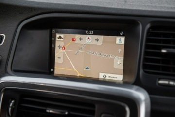Volvo V60 I Kombi 2.0 D3 163KM 2012 Volvo V60 R-Design 2.0d D4 163KM 5cylinów Manual, zdjęcie 19