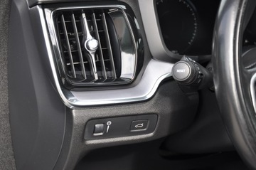 Volvo V60 II  Kombi 2.0 D3 150KM 2020 VOLVO V60 Bezwypadkowe Serwisowane I Właściciel w PL, zdjęcie 16