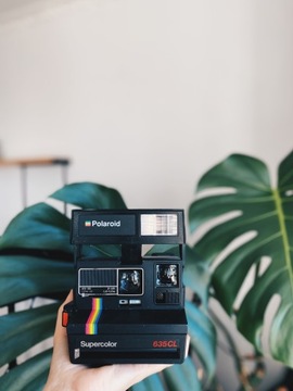 Камера моментальной печати Polaroid Supercolor 635 CL Черная с радужной полосой