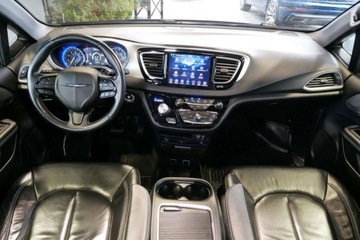 Chrysler Pacifica II 3.6 V6 291KM 2018 Chrysler Pacifica 3.6L V6 Pentastar 291KM StowN Go,S,Kam.360,Radar,Panoram, zdjęcie 15