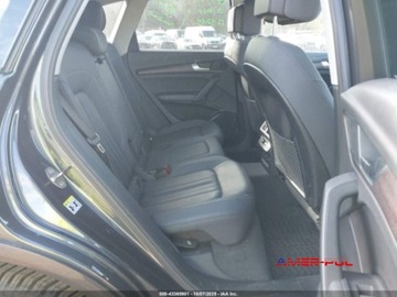 Audi Q7 II 2021 Audi Q7 2021 r., 2,0L PREMIUM PLUS 45 TFSI QUATTRO S TRONIC 2.0 Benzyna, zdjęcie 10