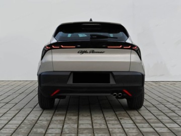 Alfa Romeo Junior SUV 1.2 Hybrid 145KM 2026 ALFA ROMEO Junior Ibrida Suv 1.2 (145KM) 2026, zdjęcie 1