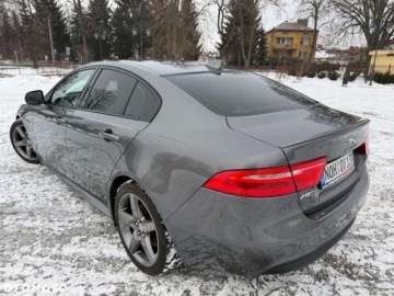 Jaguar XE Sedan 2.0 i4 180KM 2018 Jaguar XE Jaguar XE 2.0 D R-Sport 2.0 Diesel 180KM, zdjęcie 14