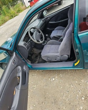 Toyota Corolla VIII Kombi 1.4 VVti 97KM 2001 Toyota Corolla Toyota Corolla 1.4 Terra1 1.4 Benzyna 97KM, zdjęcie 11