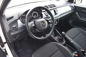 Skoda Fabia III Kombi Facelifting 1.0 TSI 95KM 2021 Skoda Fabia SalonPL 95KM Combi Ambition Plus ComfortPlus Kessy ASO VAT 23, zdjęcie 8