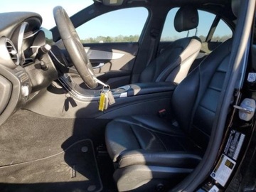 Mercedes Klasa C W205 2019 Mercedes-Benz Klasa C 2019r., C300, od ubezpieczalni 2.0 Benzyna 255KM, zdjęcie 6