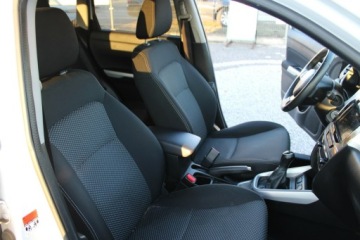 Suzuki Vitara III SUV 1.6 VVT 120KM 2018 Suzuki Vitara Grzane siedzenia, salon polska, kame, zdjęcie 15