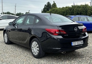 Opel Astra J Sedan 1.4 Turbo ECOTEC 140KM 2016 Opel Astra Samochod krajowy 1.4 BenzynaLPG 141KM, zdjęcie 3