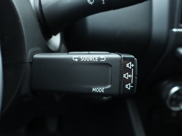 Renault Clio IV Hatchback 5d Facelifting 1.5 Energy dCi 90KM 2019 Renault Clio 1.5 dCi, Klima, Tempomat, Parktronic, zdjęcie 19