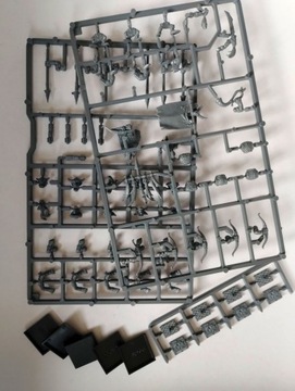 Orc & Goblin Tribes: Goblin Mob - goblin x5 A - FFF