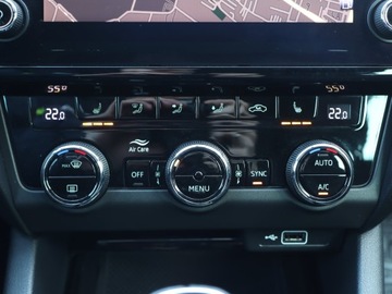 Skoda Octavia III Liftback Facelifting 1.5 TSI ACT 150KM 2019 Skoda Octavia 1.5 TSI, Salon Polska, Serwis ASO, zdjęcie 11