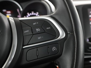 Fiat 500L Hatchback 5d Seria 5 1.4 16V 95KM 2018 Fiat 500L 1.4 Urban Klimatronik Nawigacja Tempomat, zdjęcie 29