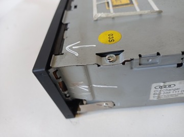 CD-ЧЕЙНДЖЕР AUDI A4 B7 КАБРИОЛЕТ 8E0035111D