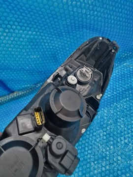 NISSAN ALMERA LAMPA PRZEDNIA PRAWA