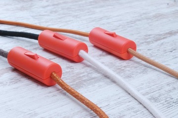 nakablowy przełącznik przelotowy wyłącznik na kabel w oplocie lampa loftowa