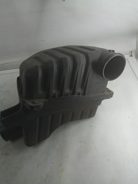 C531 CHEVROLET CAPTIVA POUZDRO FILTRU VZDUCHU