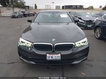 BMW Seria 5 G30-G31 2019 BMW Seria 5 2019 BMW 530E IPERFORMANCE 2.0 Benzyna 180KM, zdjęcie 11