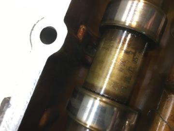 ВАЛ ГОЛОВКИ ЦИЛИНДРОВ GOLF V 1.6 FSI 03C103358F