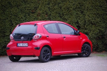 Toyota Aygo II 2014 AYGO LIFT 1.0 Benz. Klima Centralny Zamek Alu Felgi El.Szyby Wspomaganie, zdjęcie 1