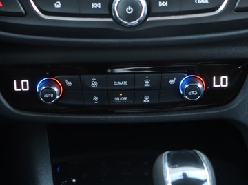 Opel Insignia II Sports Tourer 2.0 CDTI 170KM 2018 Opel Insignia 2.0 CDTI, 167 KM, Automat, Navi, zdjęcie 17