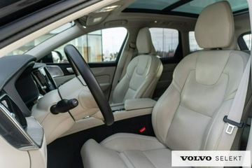 Volvo XC60 II 2023 Volvo XC 60 B5 AWD Ultimate Dark, DEMO!, zdjęcie 7