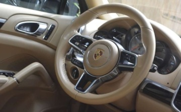 Porsche Cayenne II SUV Facelifting 4.2 D 385KM 2014 Porsche Cayenne Porsche Cayenne S Diesel Platinum Edition 4.1 Diesel 385KM, zdjęcie 17