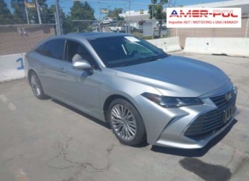 Toyota Avalon III 2022 Toyota Avalon 2022, 3.5L, LIMITED, od ubezpieczalni 3.5 Benzyna 301KM