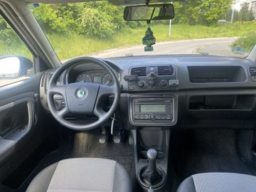 Skoda Fabia II Hatchback 1.4 i 16V 85KM 2009 Škoda Fabia Skoda Fabia Opłacony 1.4 Benzyna, zdjęcie 7